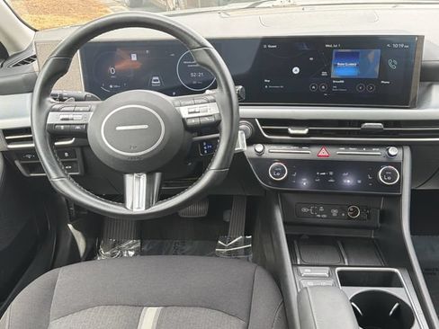 Certified 2024 Hyundai Sonata SEL w/ Convenience Package FWD image 23