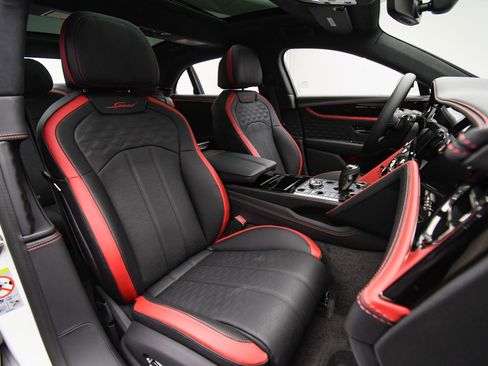 New 2025 Bentley Flying Spur Speed image 17