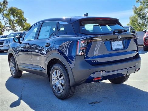 New 2026 Nissan Kicks S image 10