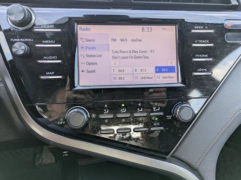 Used 2019 Toyota Camry LE FWD image 12