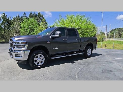 New 2026 RAM 3500 Big Horn AWD/4WD image 39