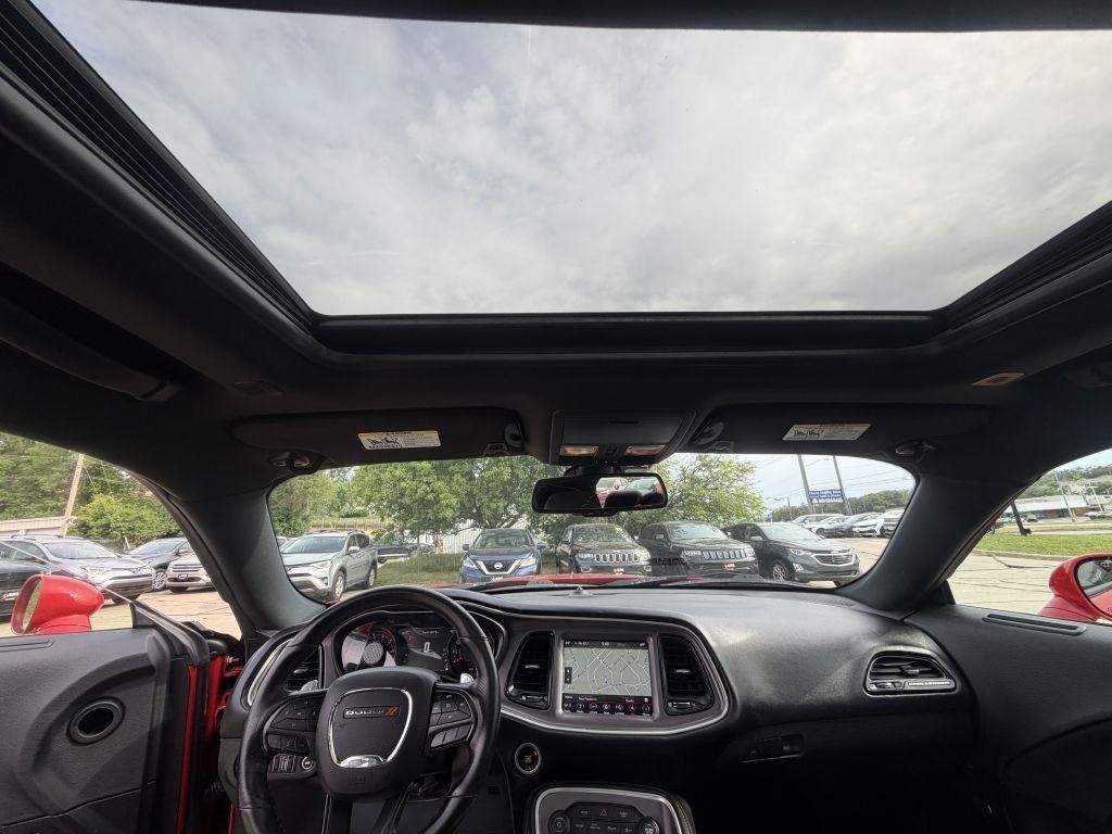 Used 2019 Dodge Challenger GT w/ Blacktop Package AWD/4WD image 18