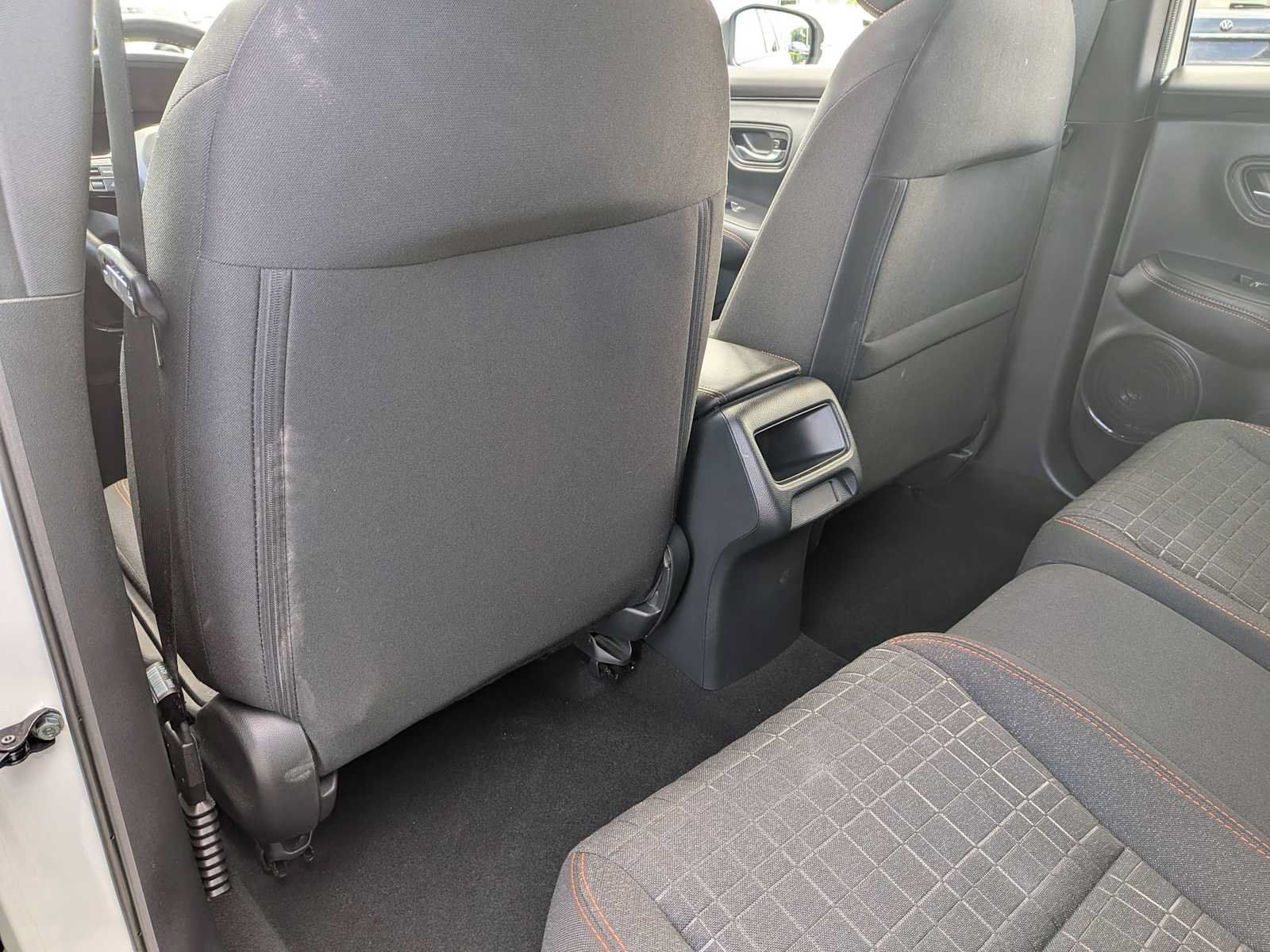 Certified 2025 Honda HR-V Sport image 16
