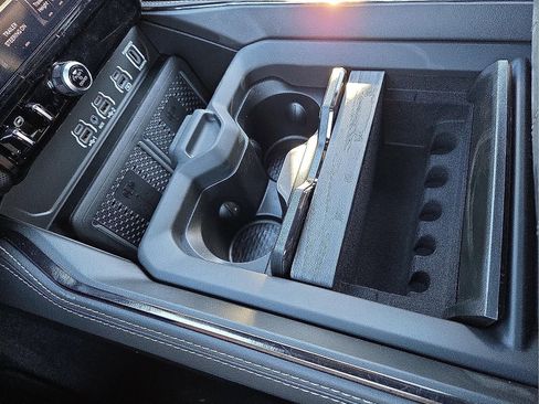 New 2026 RAM 2500 Limited AWD/4WD image 25