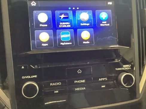 Used 2019 Subaru Crosstrek 2.0i Premium image 12