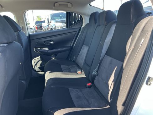 Used 2022 Nissan Sentra SR w/ Midnight Edition FWD image 23