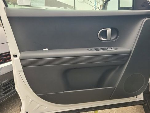 New 2026 Hyundai Ioniq 5 SEL image 20