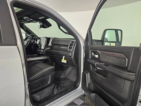 New 2026 RAM 3500 Laramie w/ Night Edition AWD/4WD image 38