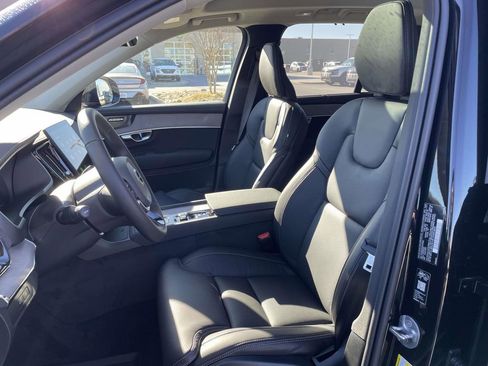 New 2026 Volvo XC90 T8 Ultra image 9
