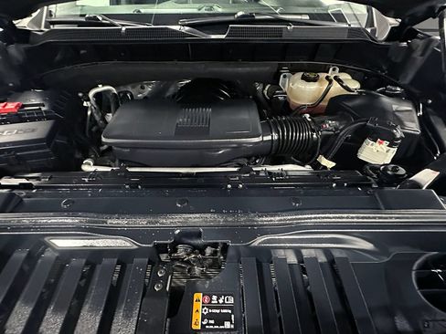 Used 2022 Chevrolet Silverado 1500 RST AWD/4WD image 42