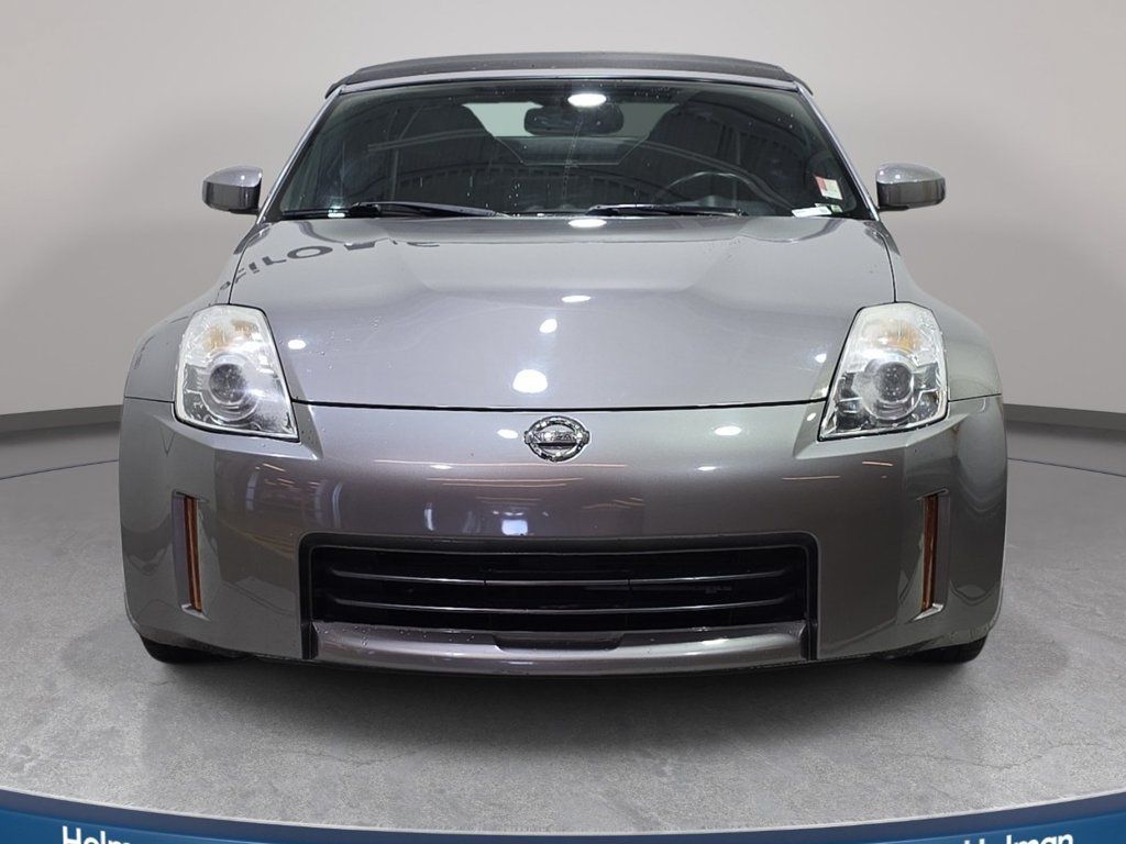 Used 2008 Nissan 350Z Enthusiast RWD image 3