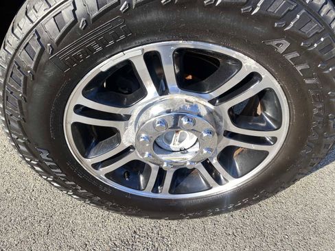 Used 2011 Ford F350 Lariat w/ Lariat Interior Pkg image 34