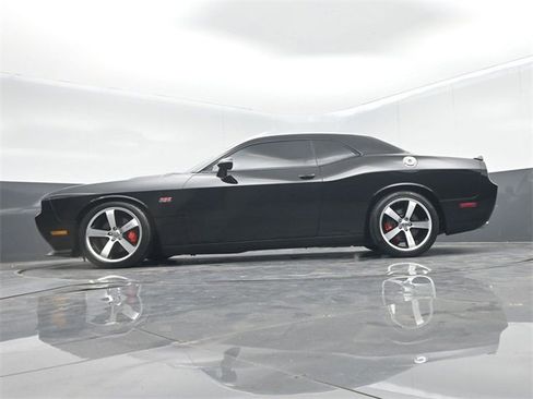 Used 2012 Dodge Challenger SRT8 w/ Premium Sound Group image 48