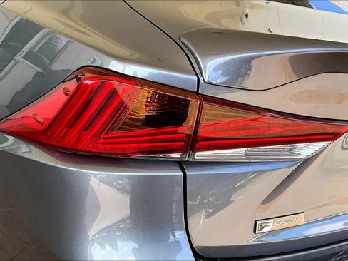 Used 2018 Lexus IS 300 F Sport w/ F Sport Package RWD image 27