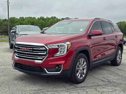 Used 2024 GMC Terrain SLT w/ Tech Package AWD/4WD image 1