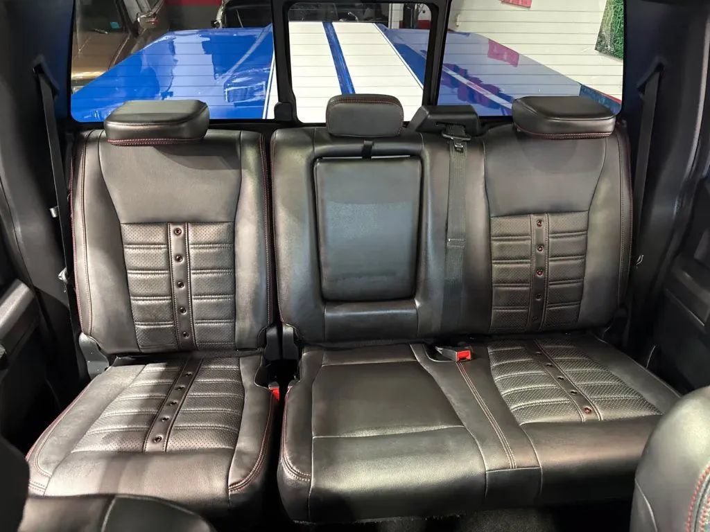 Used 2019 Ford F150 Lariat w/ Equipment Group 502A Luxury AWD/4WD image 20