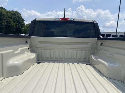 Used 2024 Ford Maverick XLT FWD image 10