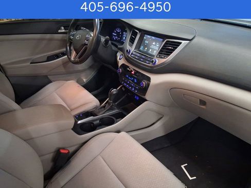 Used 2018 Hyundai Tucson Sport image 8