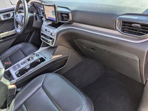 Used 2023 Ford Explorer XLT w/ Equipment Group 202A image 20