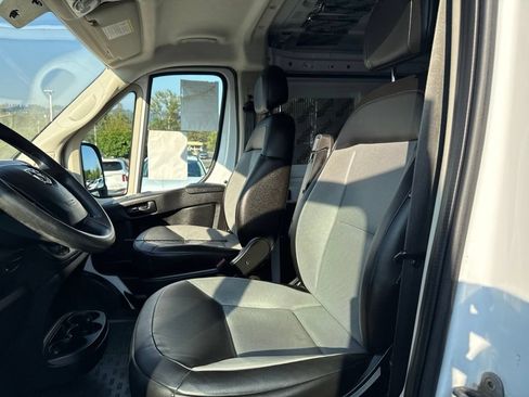 Used 2021 RAM ProMaster 1500 FWD image 4