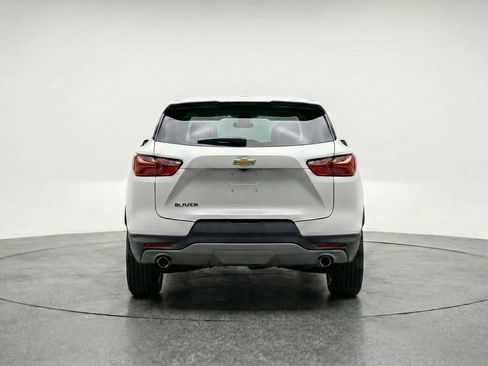 Used 2025 Chevrolet Blazer LT FWD image 7