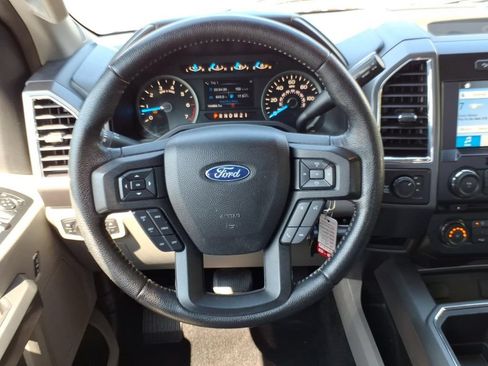 Used 2016 Ford F150 XLT w/ Equipment Group 302A Luxury AWD/4WD image 11