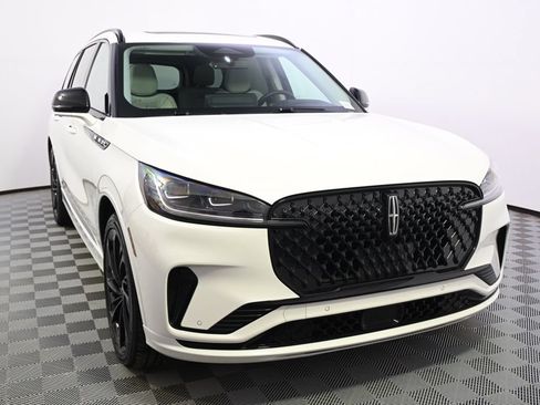 New 2026 Lincoln Aviator Reserve AWD/4WD image 9