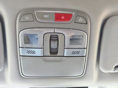 Used 2025 Kia Telluride S image 26