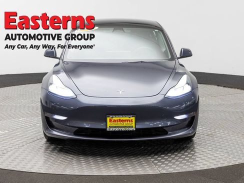 Used 2022 Tesla Model 3 Long Range AWD/4WD image 2