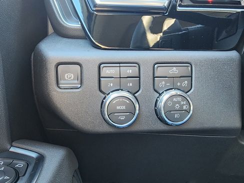 New 2026 GMC Sierra 1500 Elevation w/ X31 Off-Road Package image 18