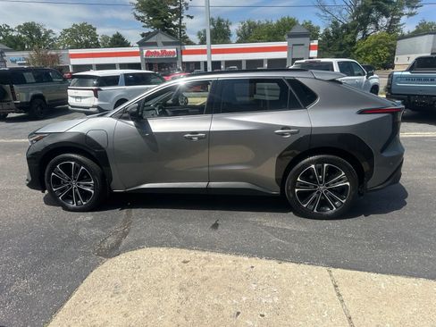 Used 2024 Toyota bZ4X AWD w/ Weather Package image 7