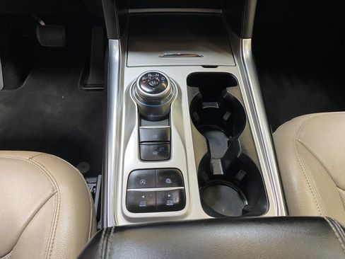 Used 2020 Ford Explorer Limited image 47