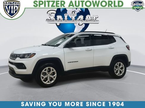 Used 2024 Jeep Compass Latitude AWD/4WD image 6