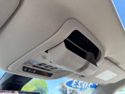 Certified 2023 Buick Enclave Avenir FWD image 38