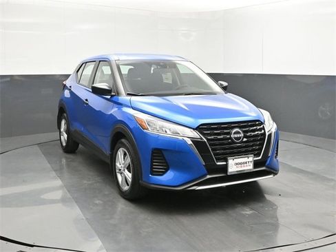 New 2025 Nissan Kicks Play S image 22