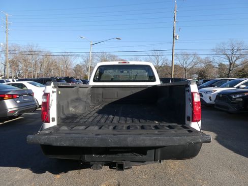 Used 2010 Ford F350 XL image 8