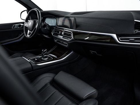 Used 2021 BMW X5 xDrive40i w/ Convenience Package image 14