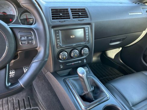 Used 2014 Dodge Challenger R/T RWD image 15
