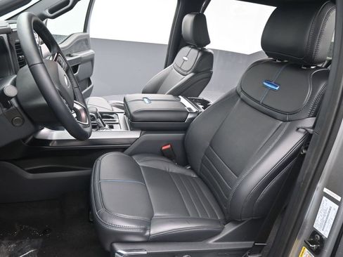 New 2025 Ford F150 Platinum w/ Equipment Group 702A High image 12