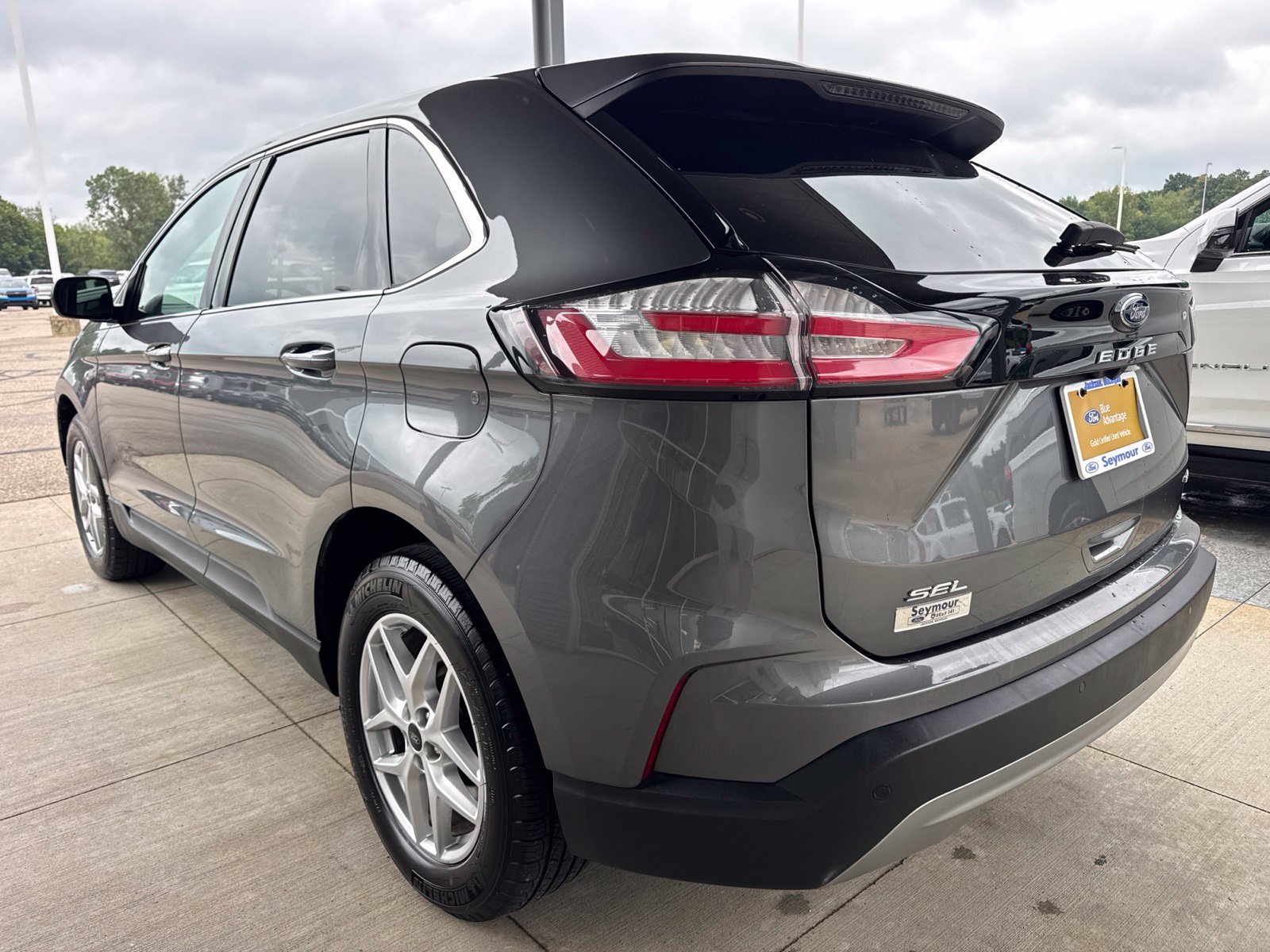 Certified 2024 Ford Edge SEL w/ Convenience Package AWD/4WD image 5