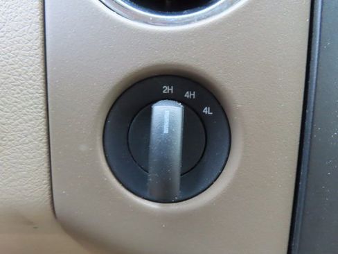 Used 2007 Ford F150 XLT AWD/4WD image 23