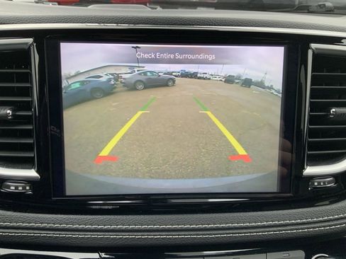 Used 2021 Chrysler Pacifica Limited w/ S Appearance Package image 45