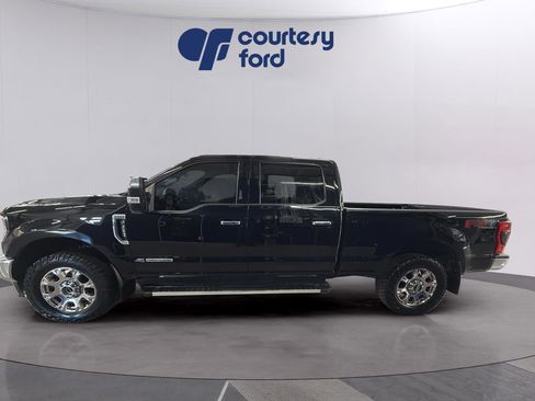 Certified 2022 Ford F250 Lariat w/ Lariat Ultimate Package image 5