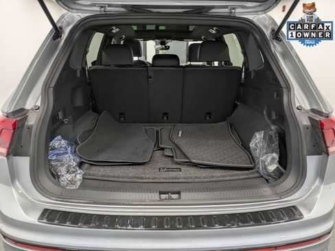 Used 2023 Volkswagen Tiguan SE R-Line AWD/4WD image 29
