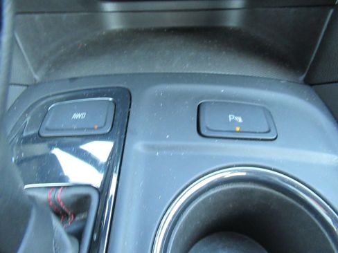 Used 2023 Chevrolet Equinox RS AWD/4WD image 26