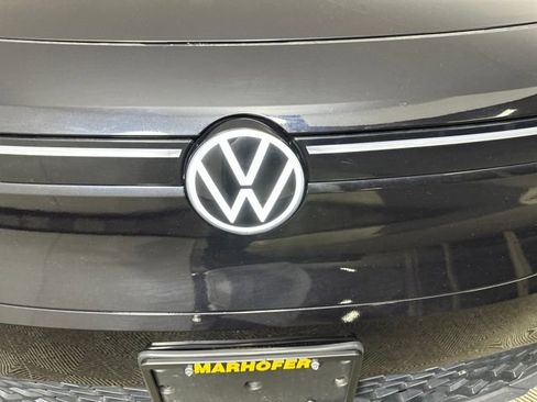 Used 2023 Volkswagen ID.4 Pro S image 9
