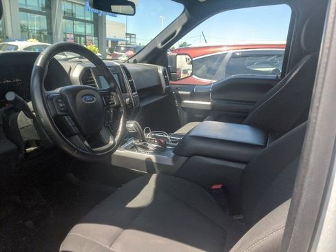 Used 2018 Ford F150 XLT w/ Equipment Group 302A Luxury AWD/4WD image 5