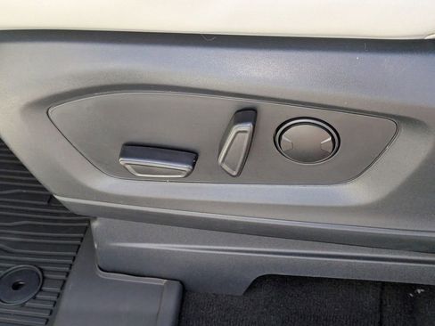 New 2026 Ford Explorer Active w/ Active Comfort Package image 16