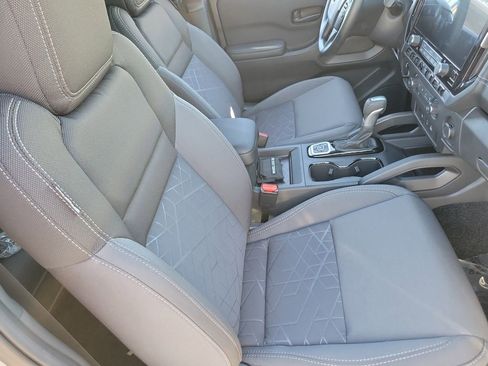 New 2026 Nissan Frontier SV w/ Tow Package image 12