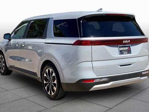 Certified 2024 Kia Carnival EX FWD image 12